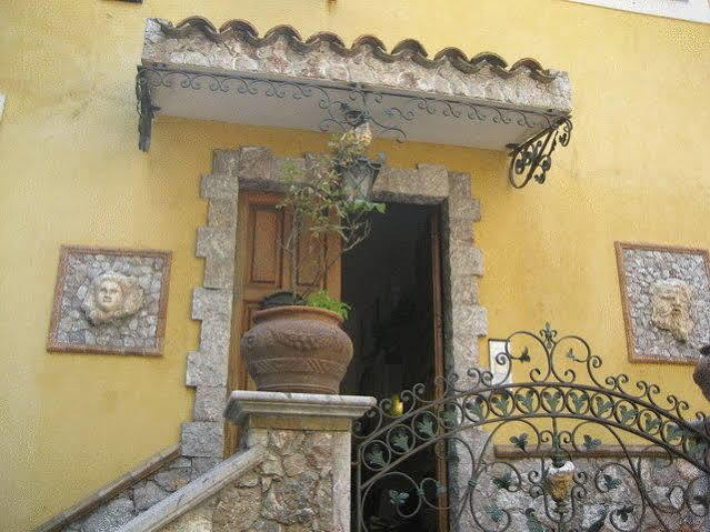 Villa Gaia Taormina Exterior photo